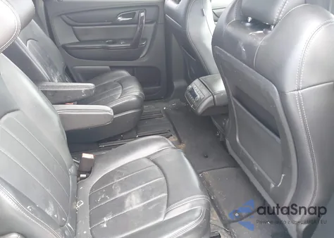 2017 Chevrolet Traverse Premier z USA, uszkodzony, nr VIN 1GNKVJKD2HJ195516